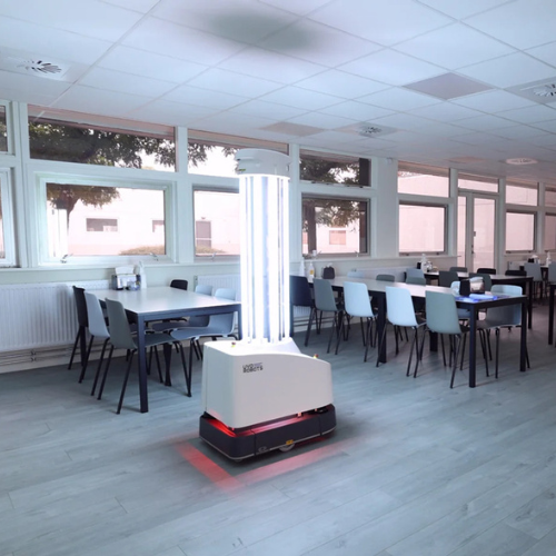 UVD Robot Driving autonomously in Corridor
